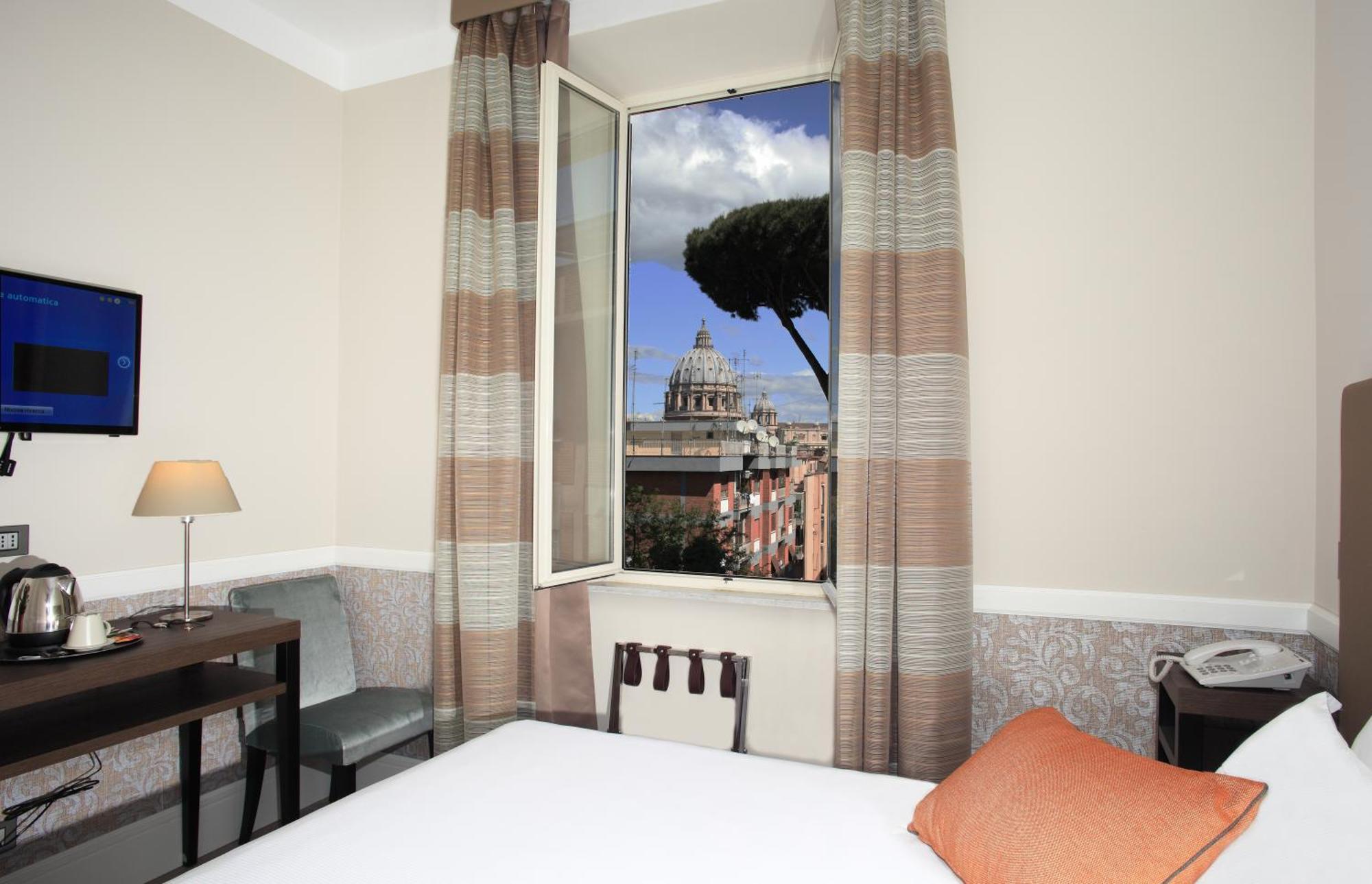 Quarto Individual - Cama Francesa