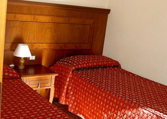 Hotel all'aeroporto: Hotel Cinecitta